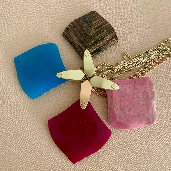 KENDRA SCOTT Aislinn Necklace - Picture 10 of 10